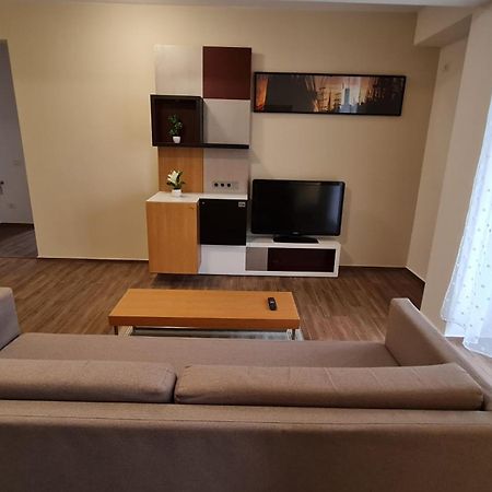 Jafar Resort 4 Тимишоара Экстерьер фото
