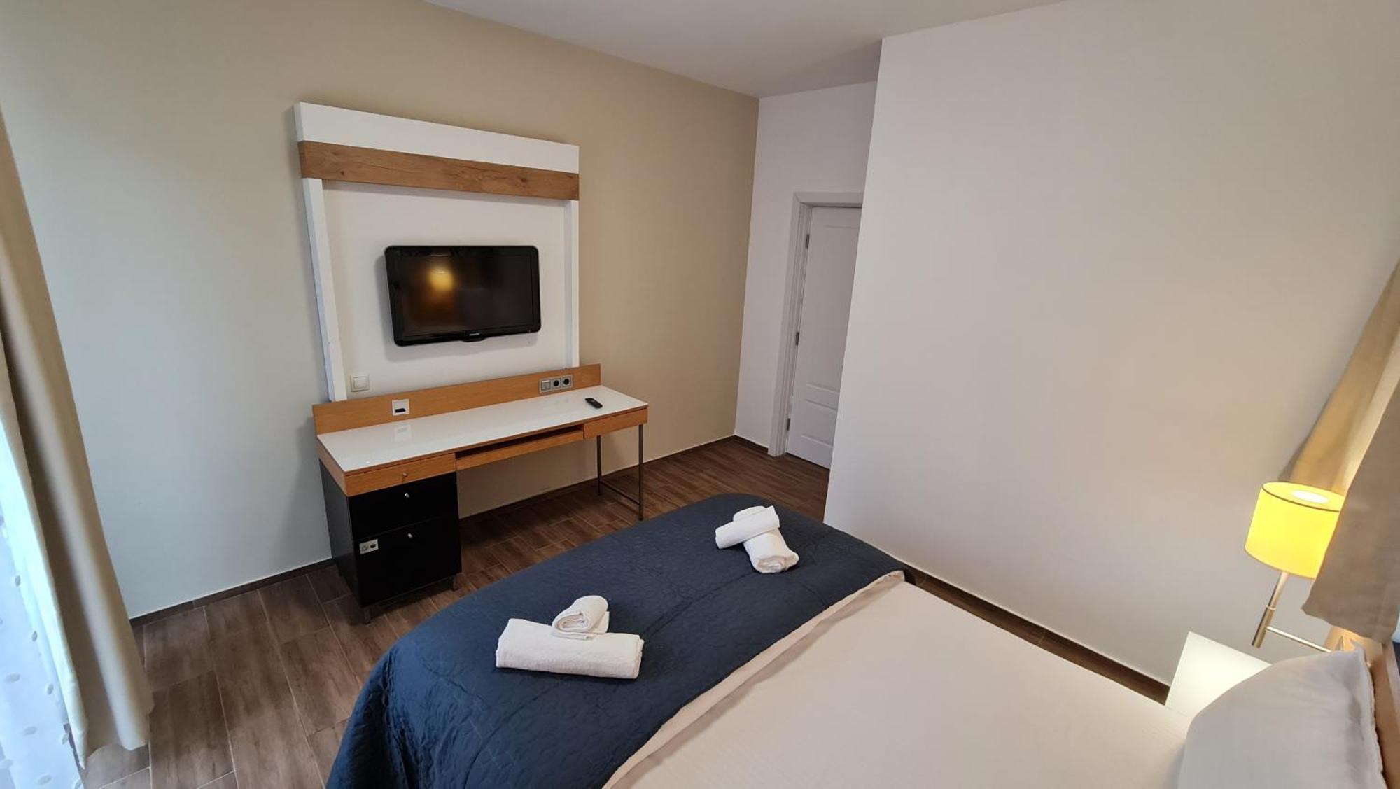 Jafar Resort 4 Тимишоара Экстерьер фото